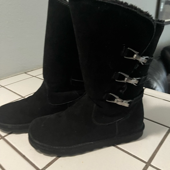 Black Bearpaw boots size 10 - Picture 3 of 4
